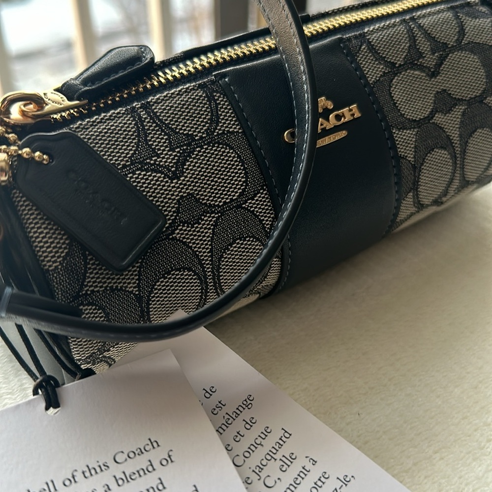 NWT Coach Nolita Barrel Bag In Signature Jacquard - Picture 7 of 11